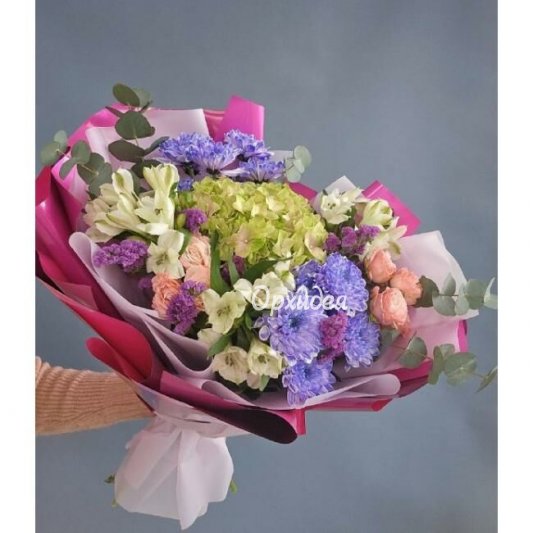 Сборный букет &laquo;Амелия&raquo;