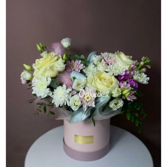 Цветочная композиция " Сюрприз "